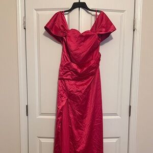 Chic Fuschia Off-Shoulder Gown